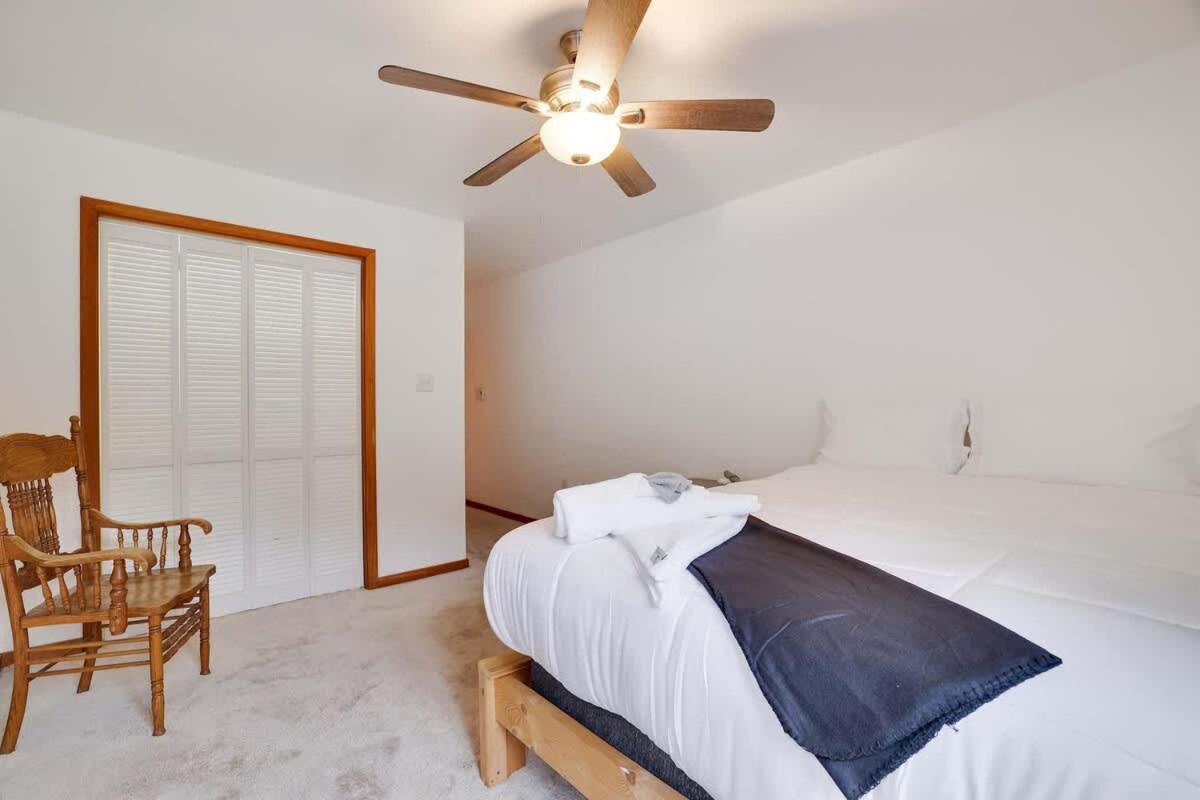 Relax In Blakeslee - Spacious 5Br Home With Bbq Extérieur photo