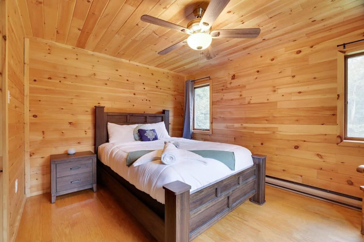 Relax In Blakeslee - Spacious 5Br Home With Bbq Extérieur photo