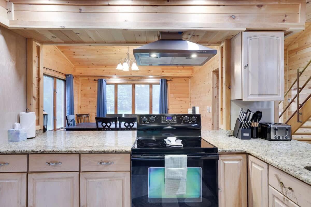 Relax In Blakeslee - Spacious 5Br Home With Bbq Extérieur photo